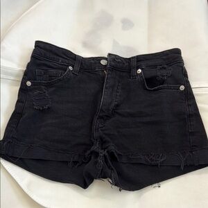 H&M Black Distresed shorts Low rise-Mid rise